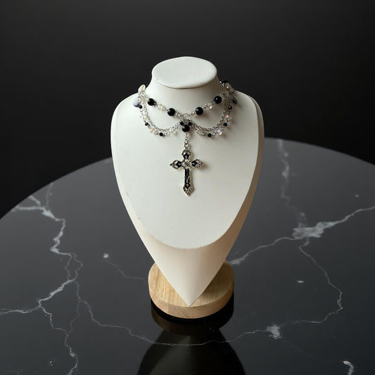 Isolde Noir โ๏ธ๐ค Necklace