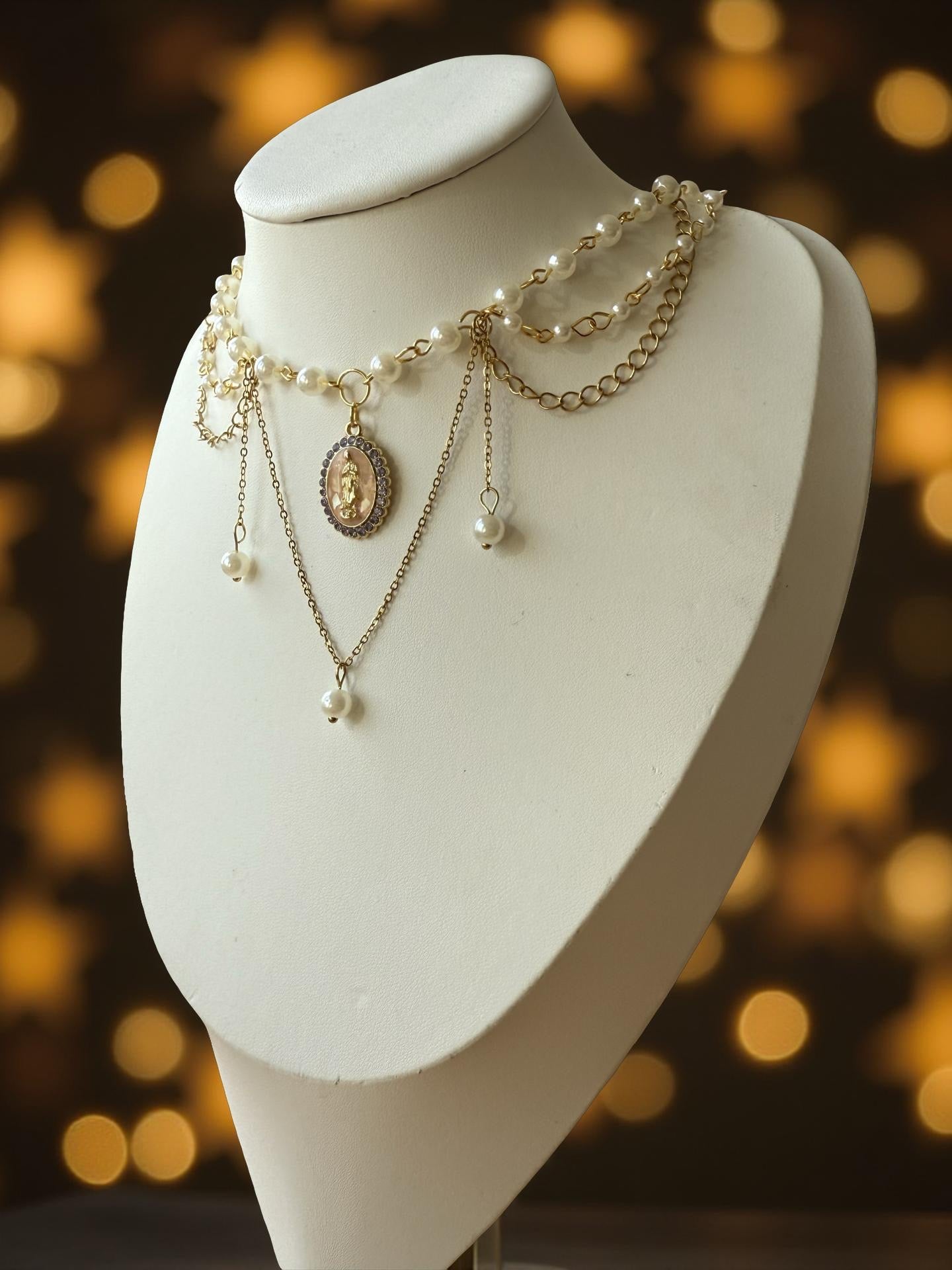 🕊️ Ave Serenity Necklace