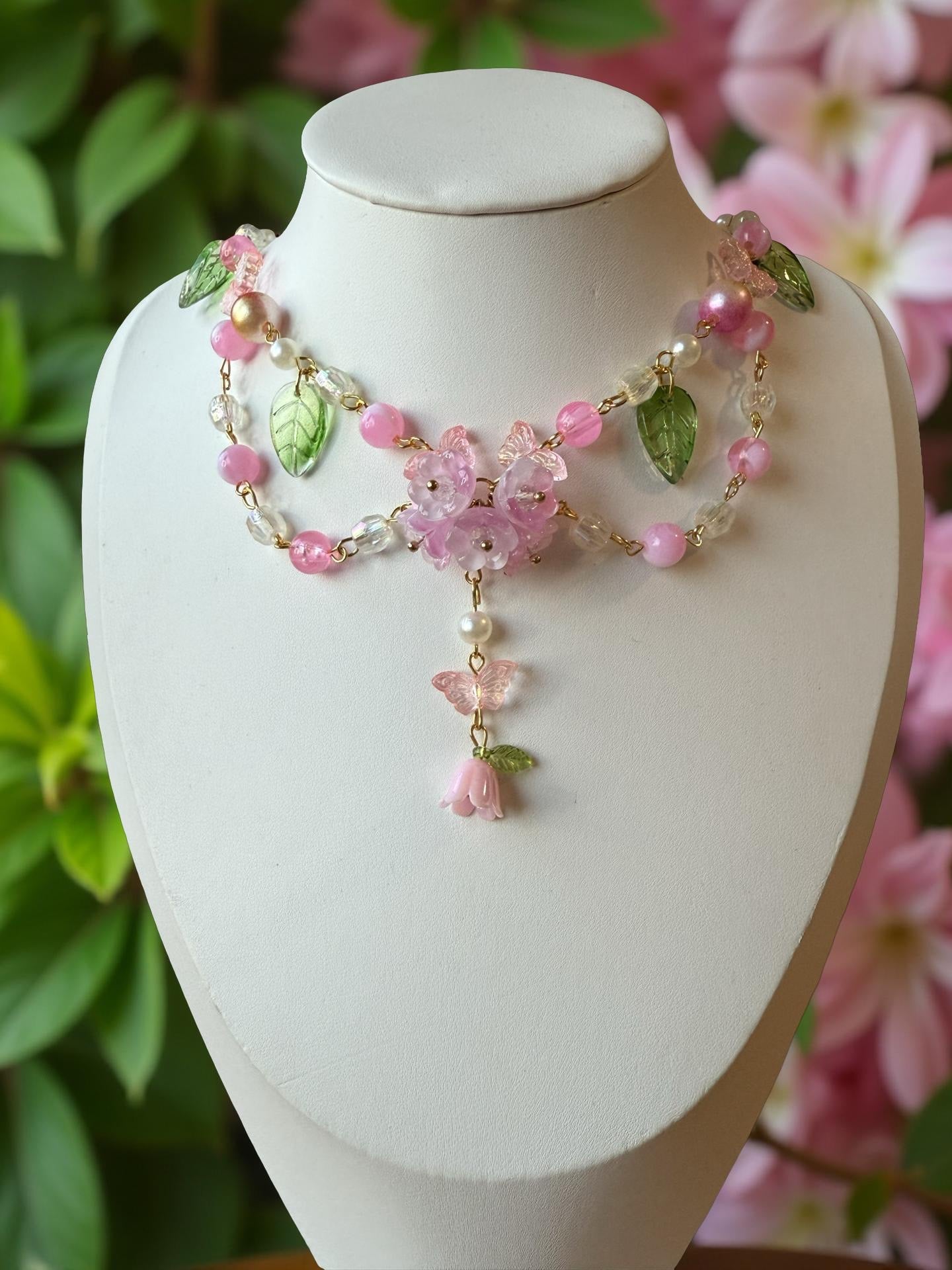 🌸 Evelyn Petalwhisper Necklace