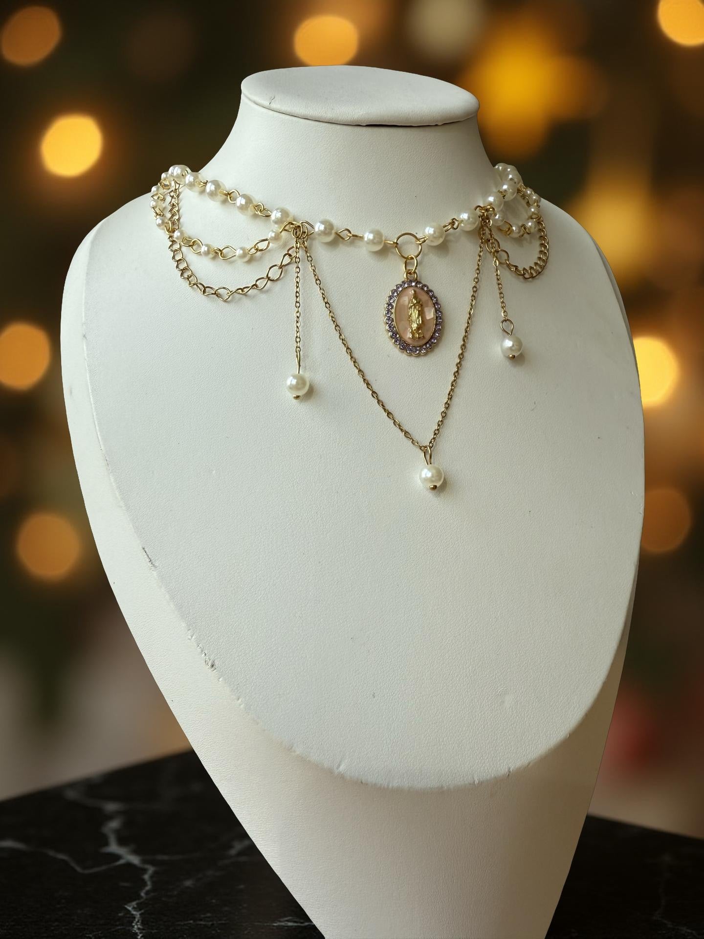🕊️ Ave Serenity Necklace