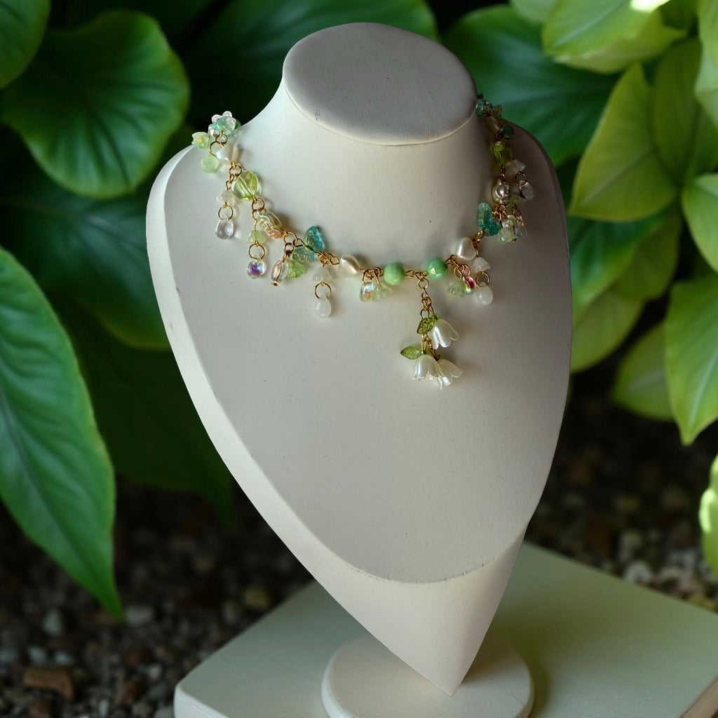 ✨ Lunaria Bloomveil Necklace ✨
