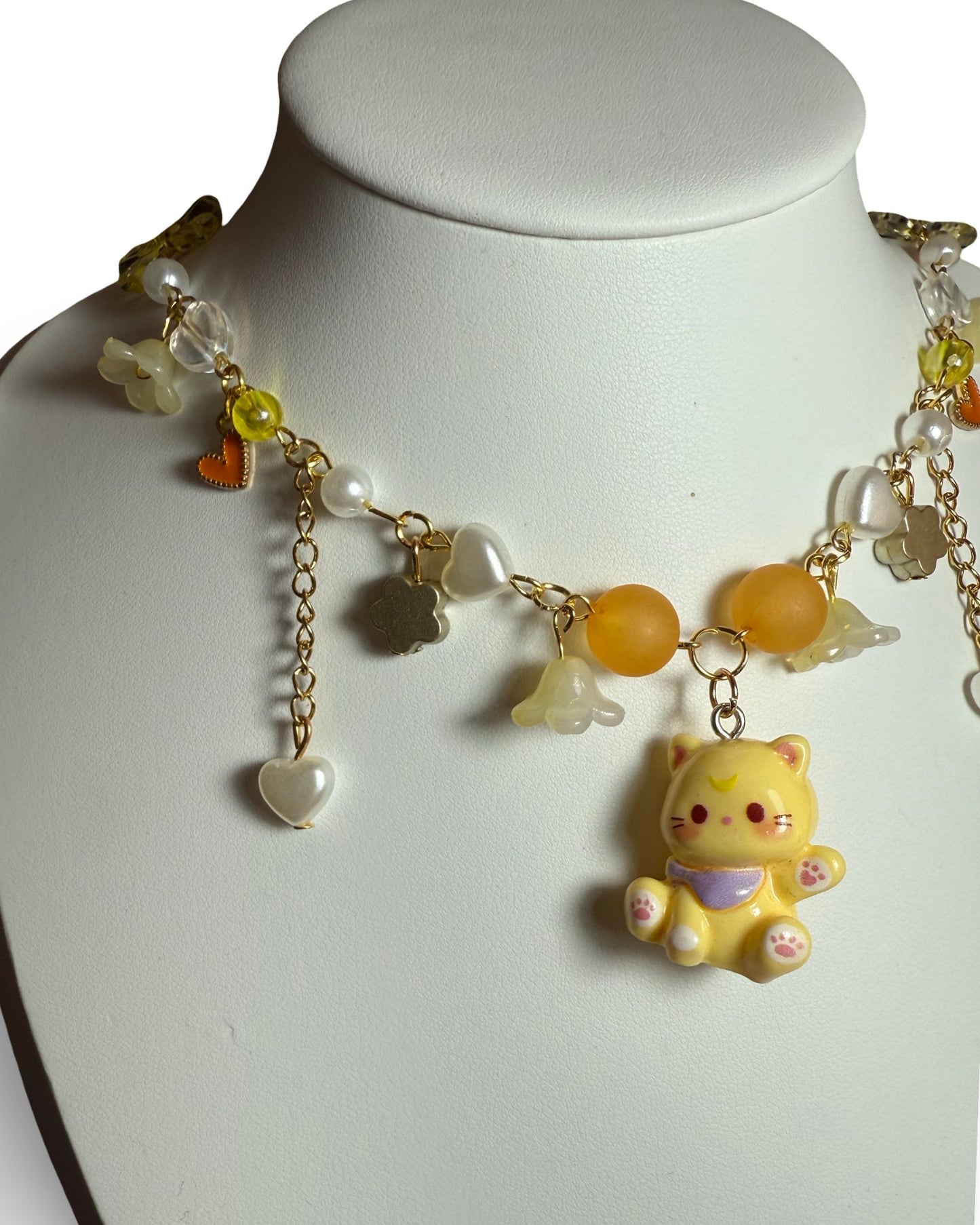 Peachy Paws – Kawaii Kitten Necklace