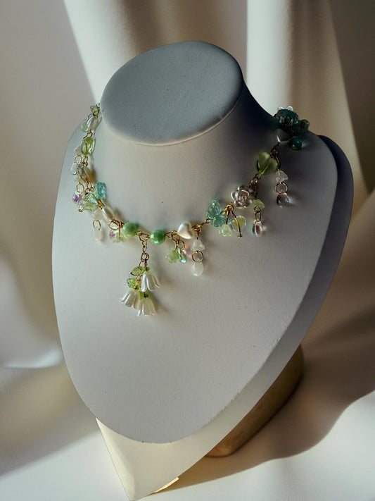 ✨ Lunaria Bloomveil Necklace ✨