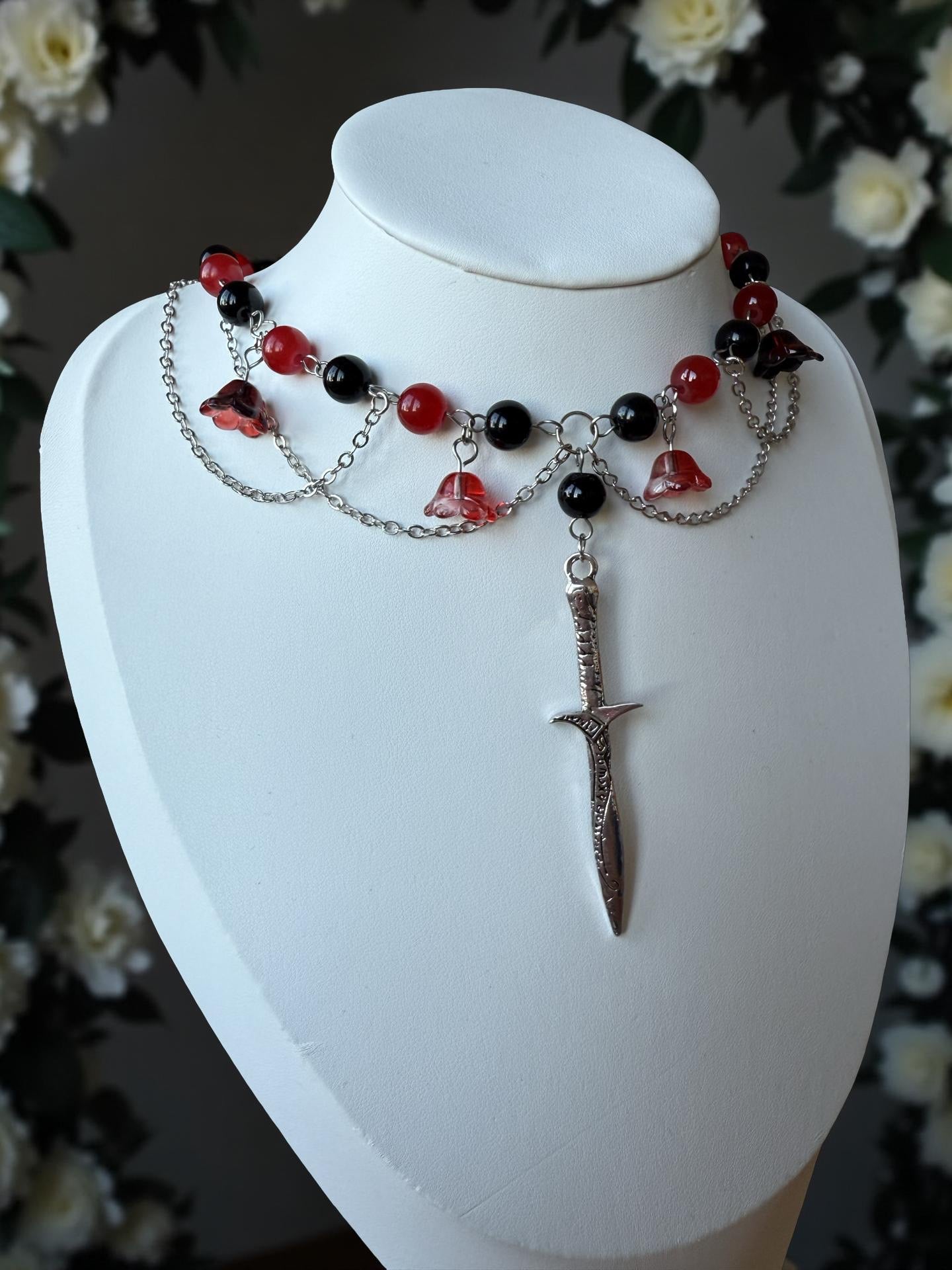 Andúril Roseblade ⚔️🌹 Necklace