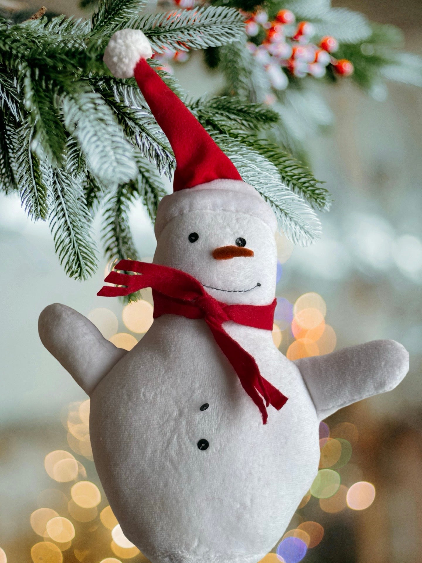 ⛄ Handmade Snowman Plush Ornament – Winter & Christmas Decoration