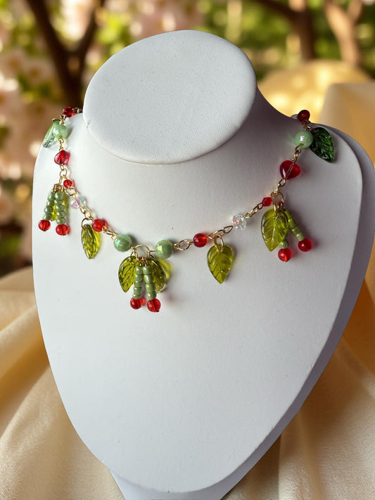 Elara Wildbloom Necklace