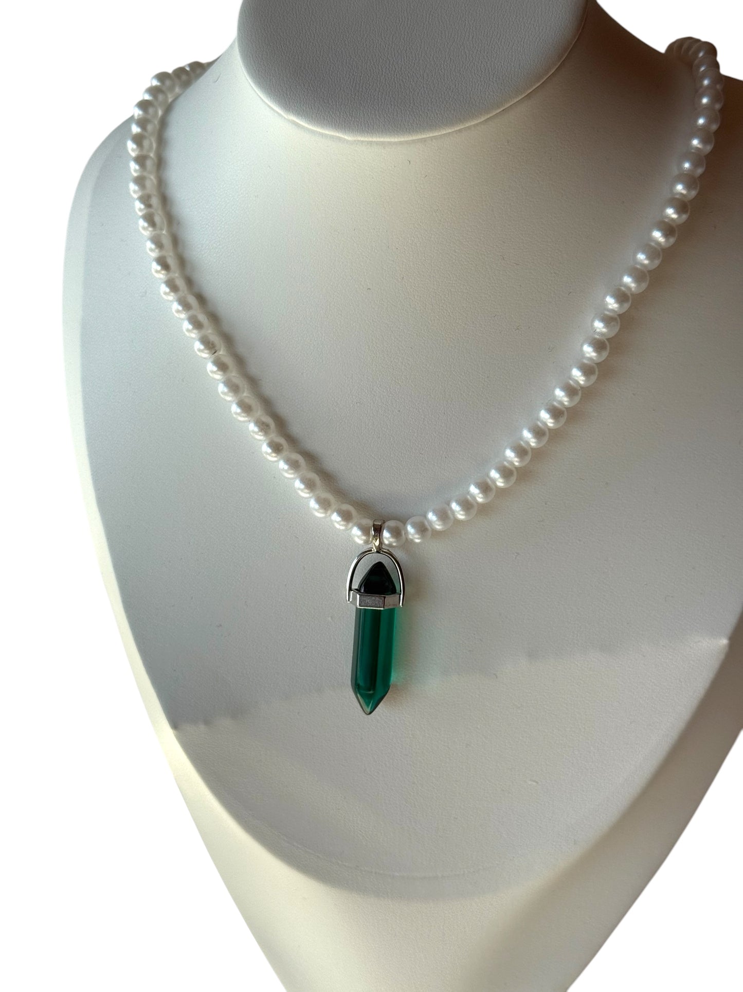 Emerald Aura Necklace
