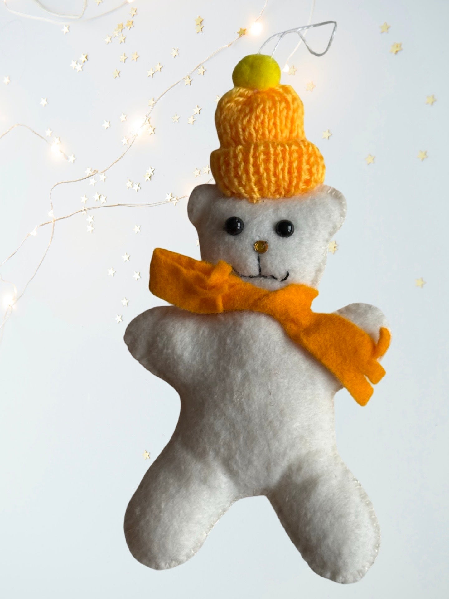 ❄️ Handmade Winter Bear Ornament – Felt Plush Decoration