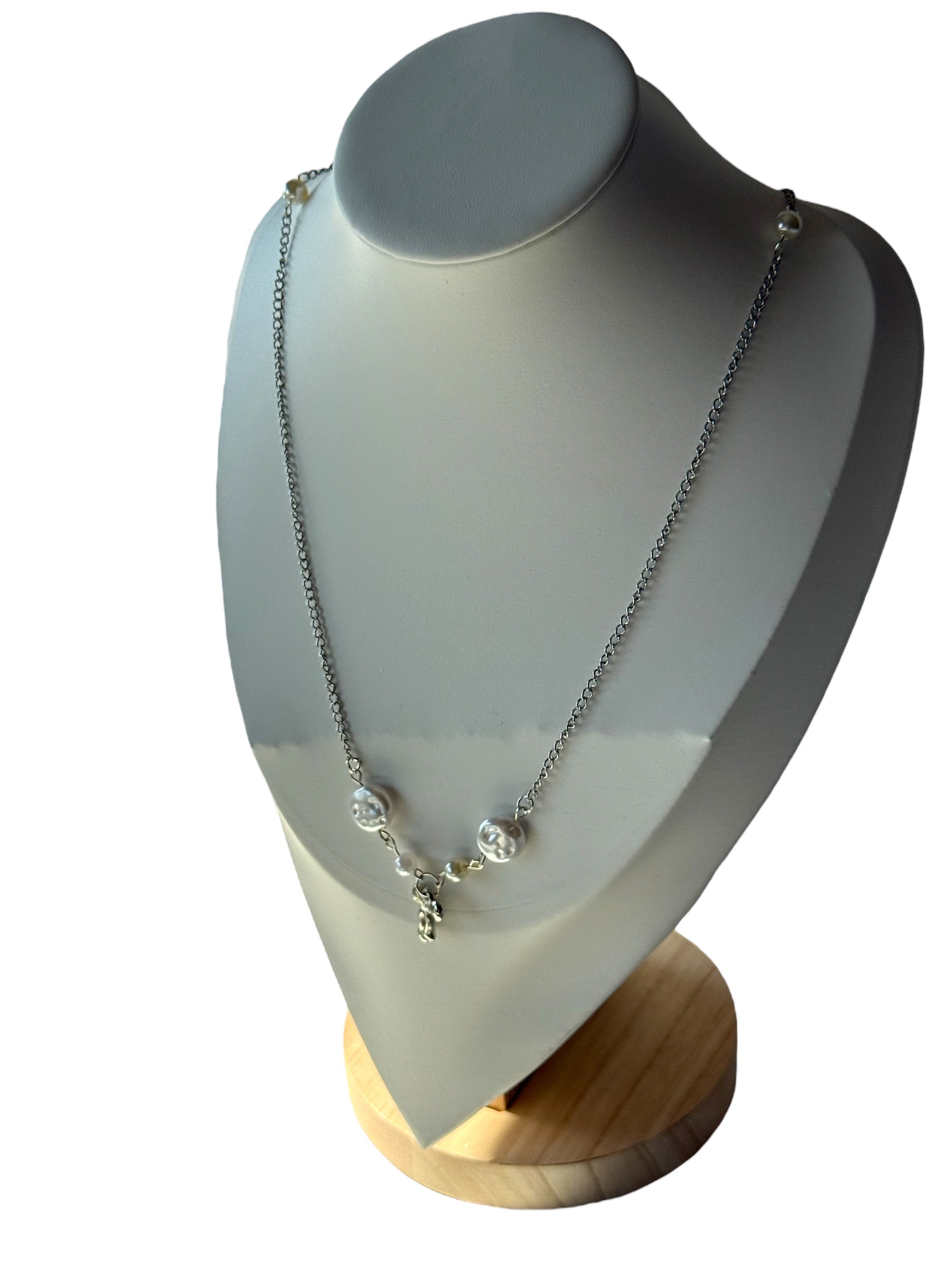 Silver Belle Necklace