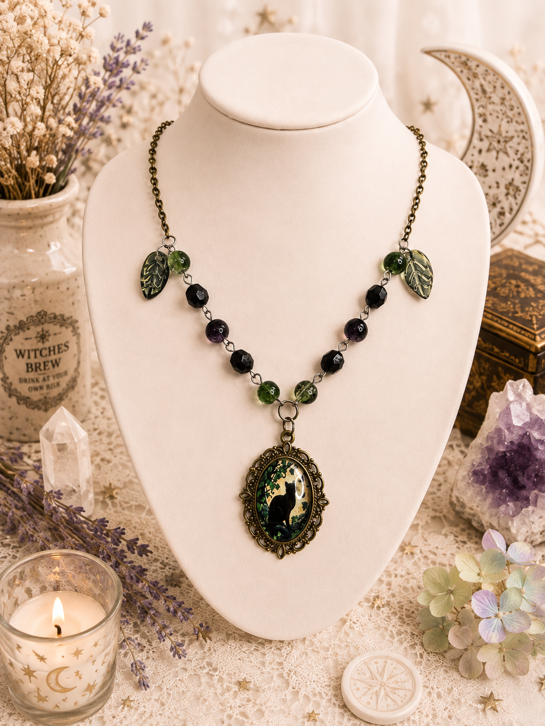 🌿 Midnight Garden Necklace