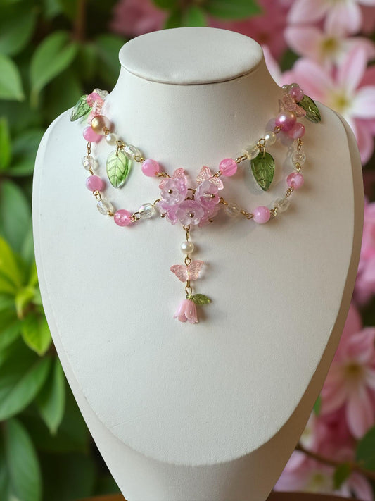 🌸 Evelyn Petalwhisper Necklace