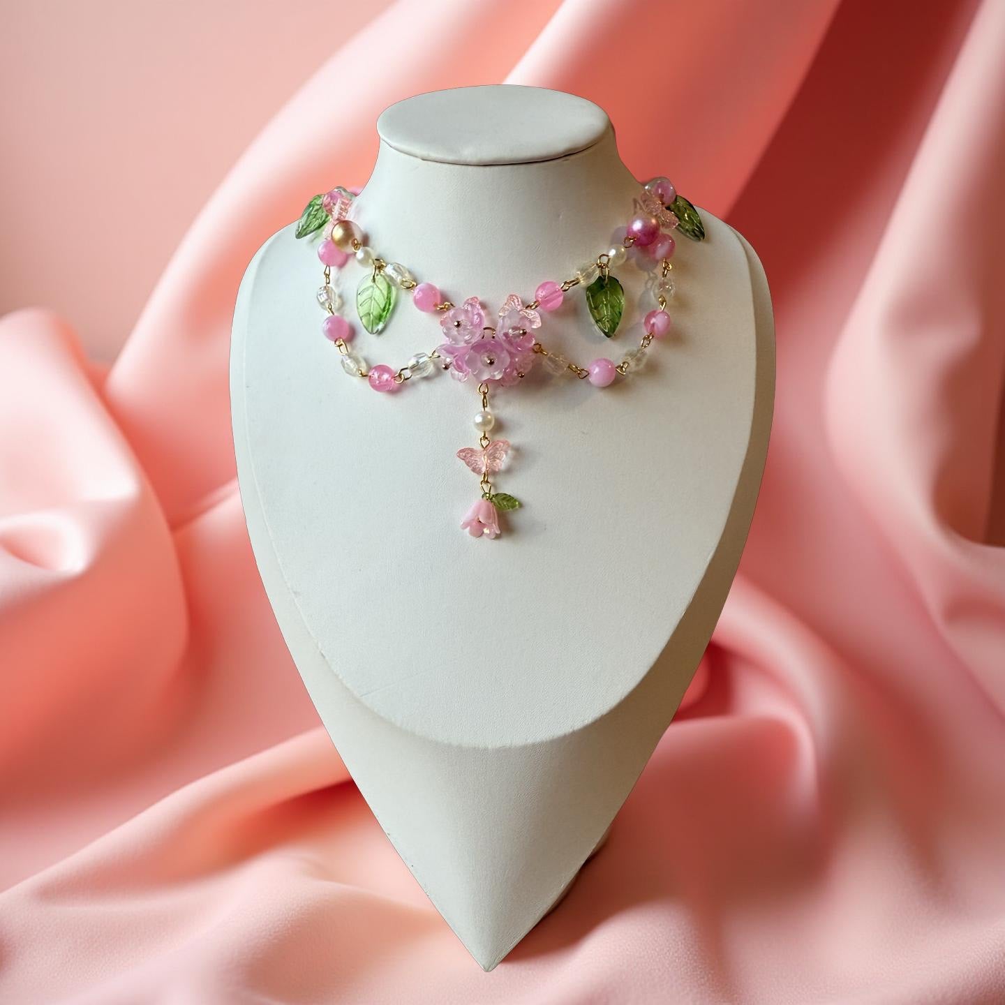 🌸 Evelyn Petalwhisper Necklace