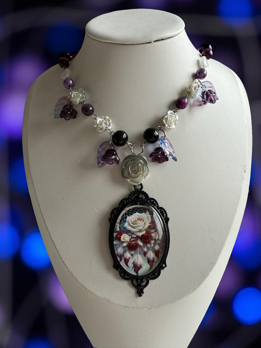 ✨ Illyana – Enchanted Blood & Moon Rose Necklace ✨