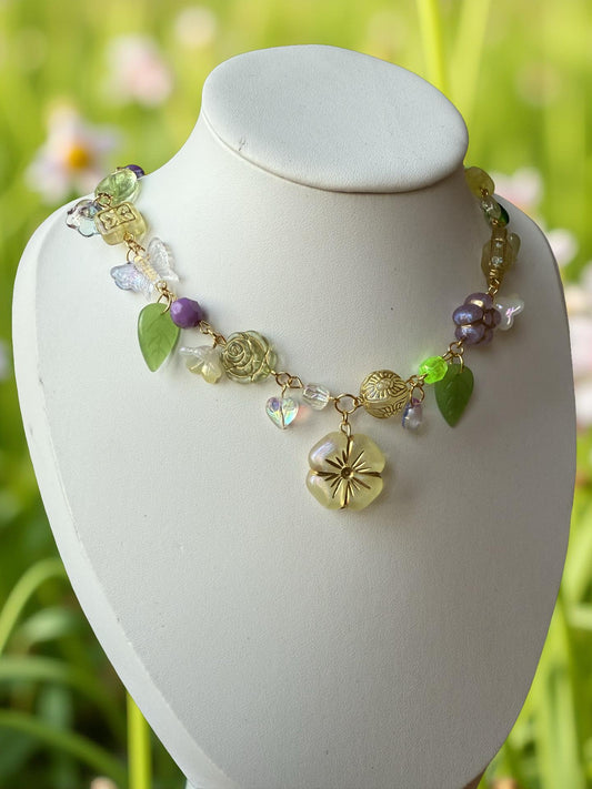 Tinkerbell Blossom Necklace โจ๐ธ