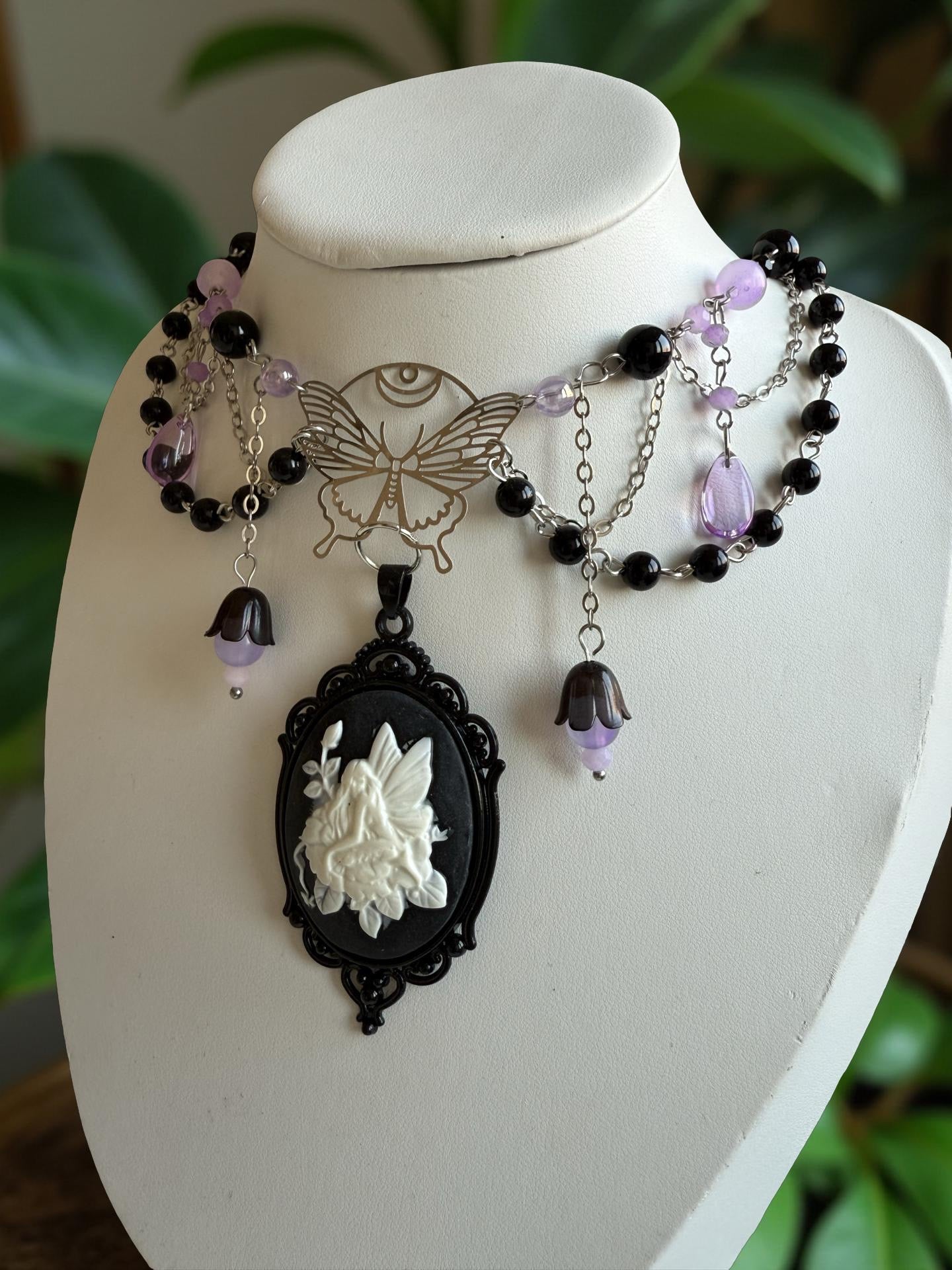 Lyra – Whisper of the Enchanted Woods Necklace