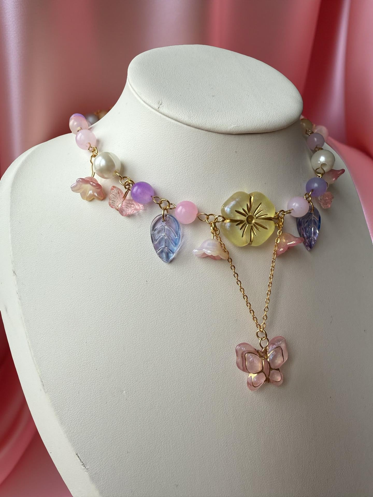 Faylina Garden 🦋🌸 Necklace