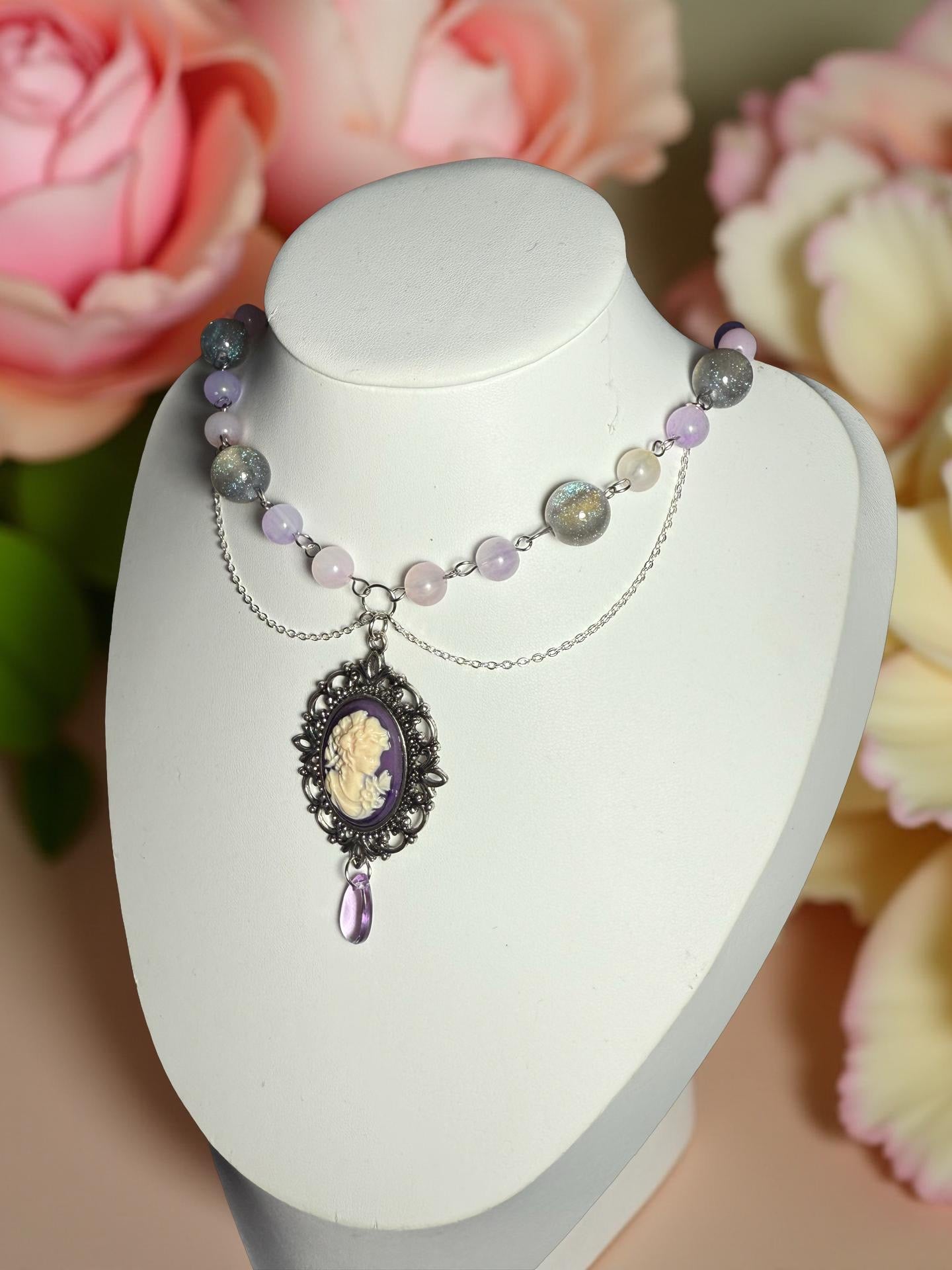 Lady Isolde ✨💜 Necklace