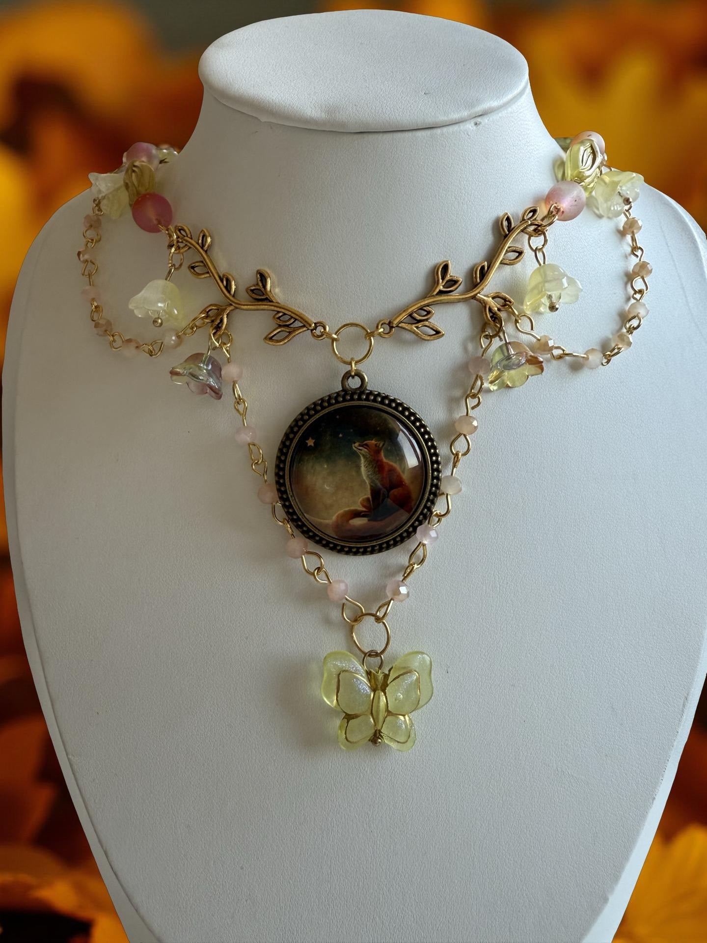 Sylvanie Embergale – Fox Pendant Choker