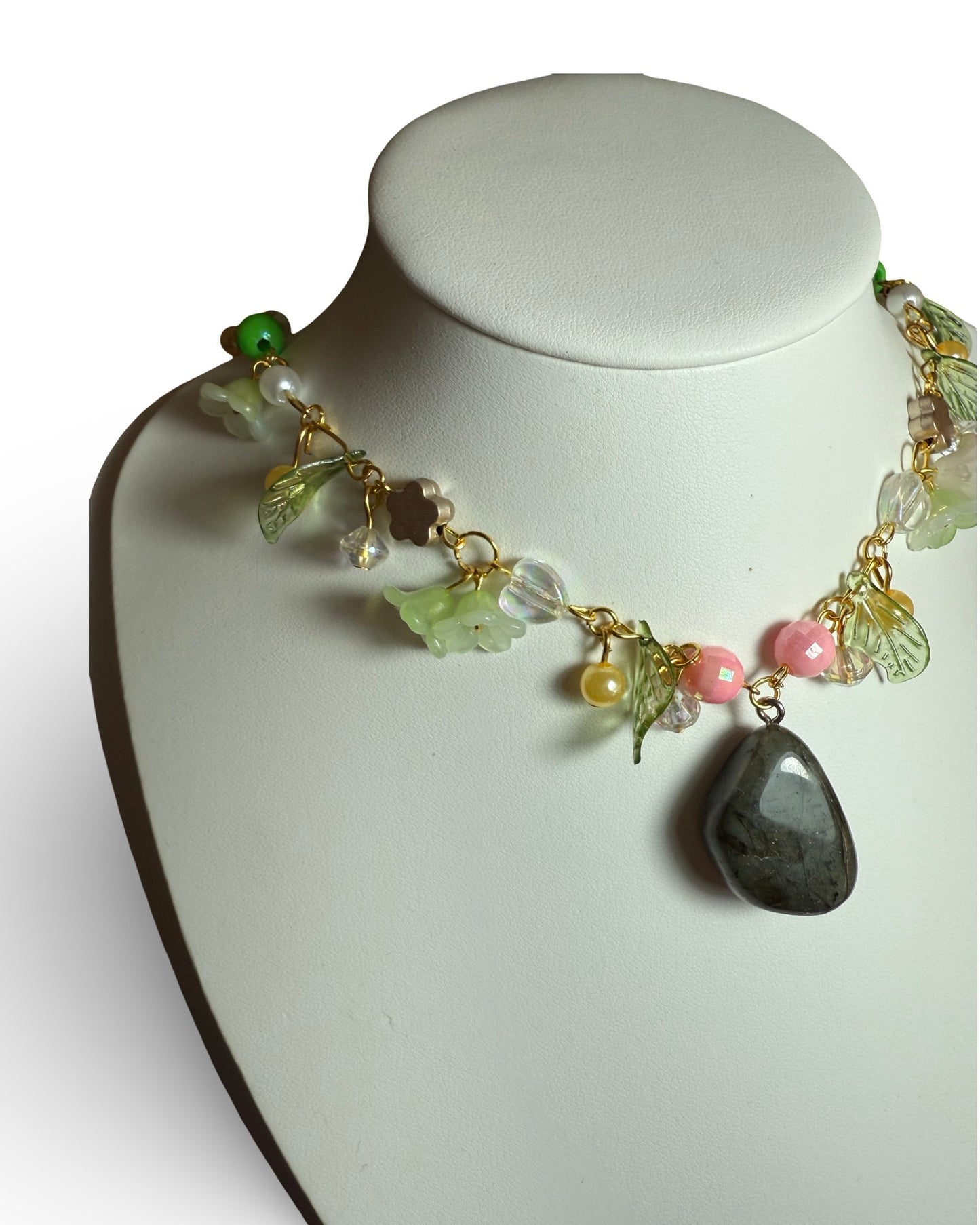 Elowen of the Glade – Fairy Garden Necklace