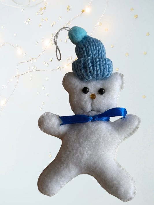 ❄️ Handmade Winter Bear Ornament – Felt Plush Decoration