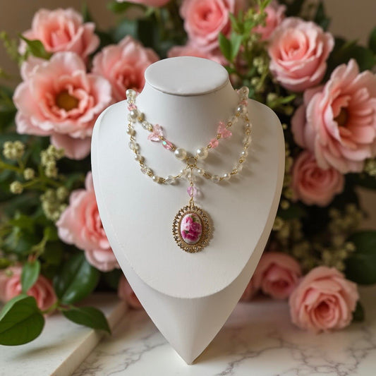 🌸 Rosabelle Cameo Necklace
