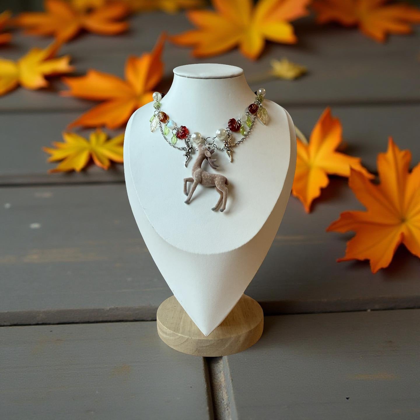 🍂 Felina of the Autumn Woods Necklace