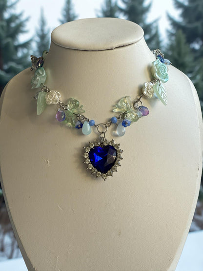 Arianwen Frostheart – Fairycore Heart Necklace