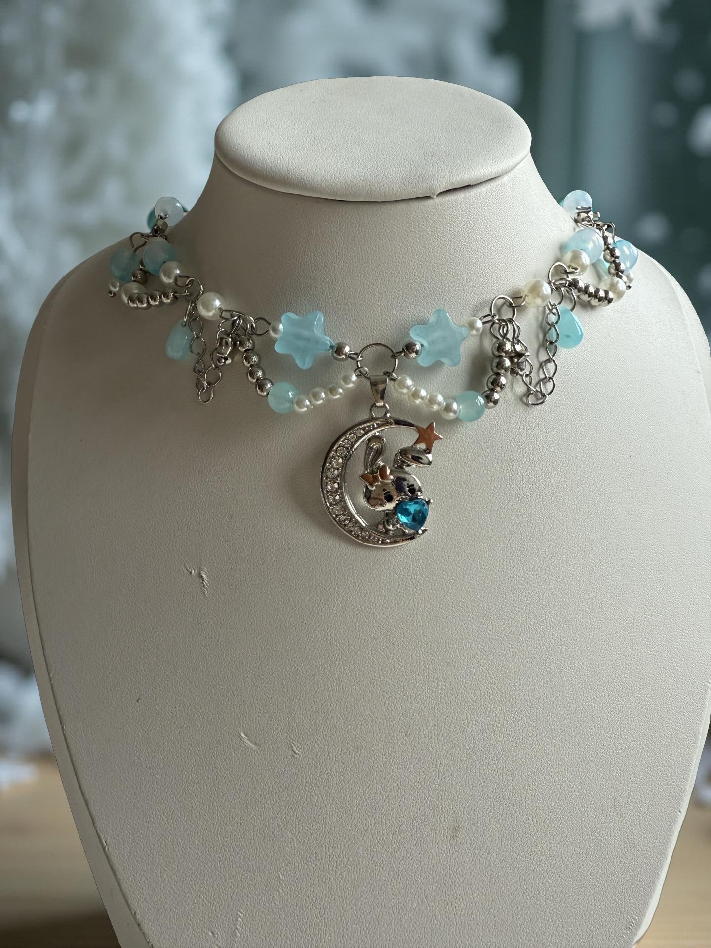 ✨ Evania – Winter Starfall Choker ✨