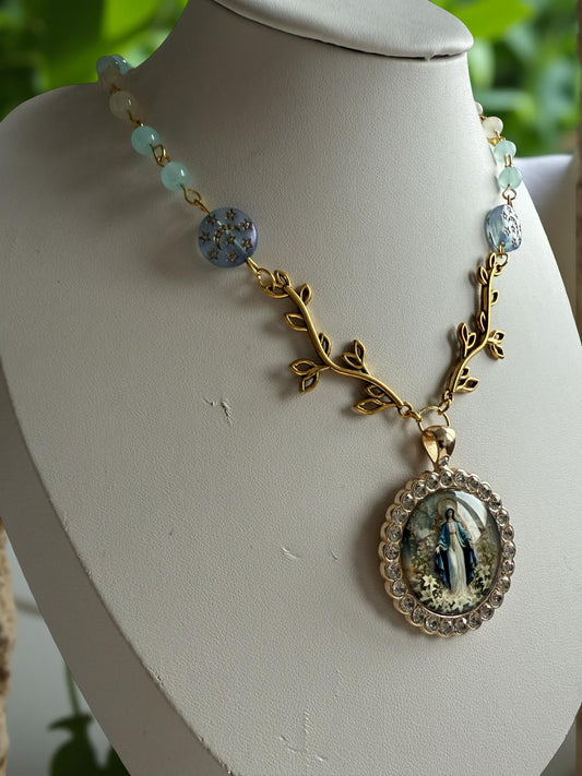 Marian Garden – Vintage Style Necklace