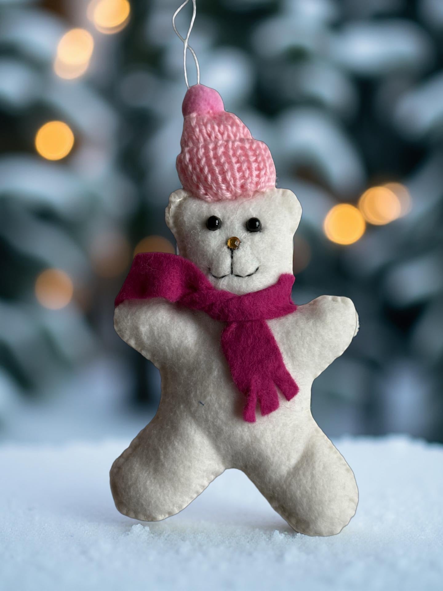 ❄️ Handmade Winter Bear Ornament – Felt Plush Decoration