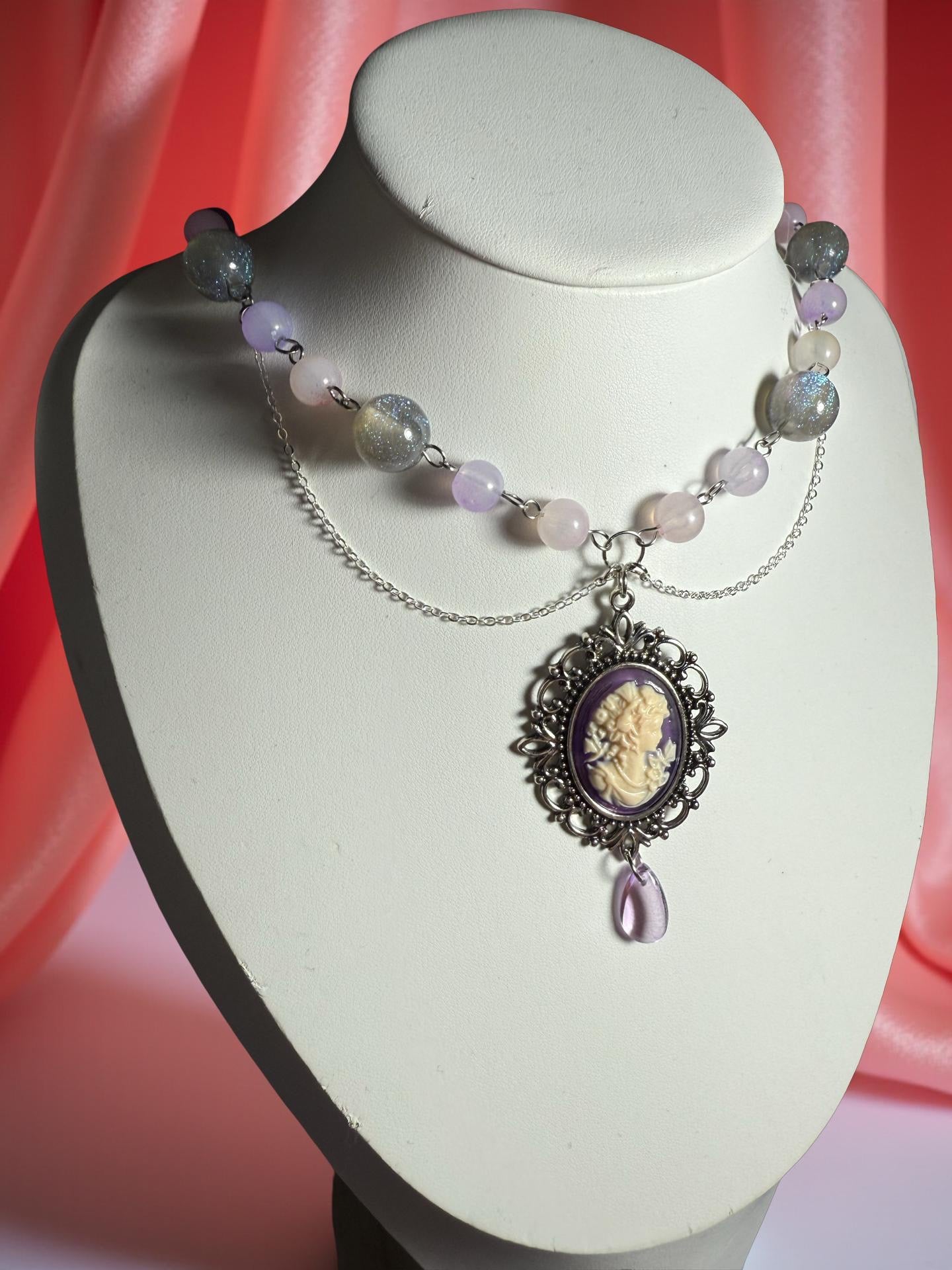 Lady Isolde ✨💜 Necklace