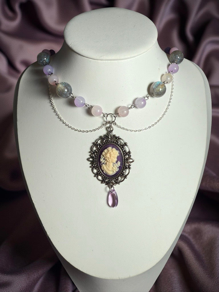 Lady Isolde ✨💜 Necklace