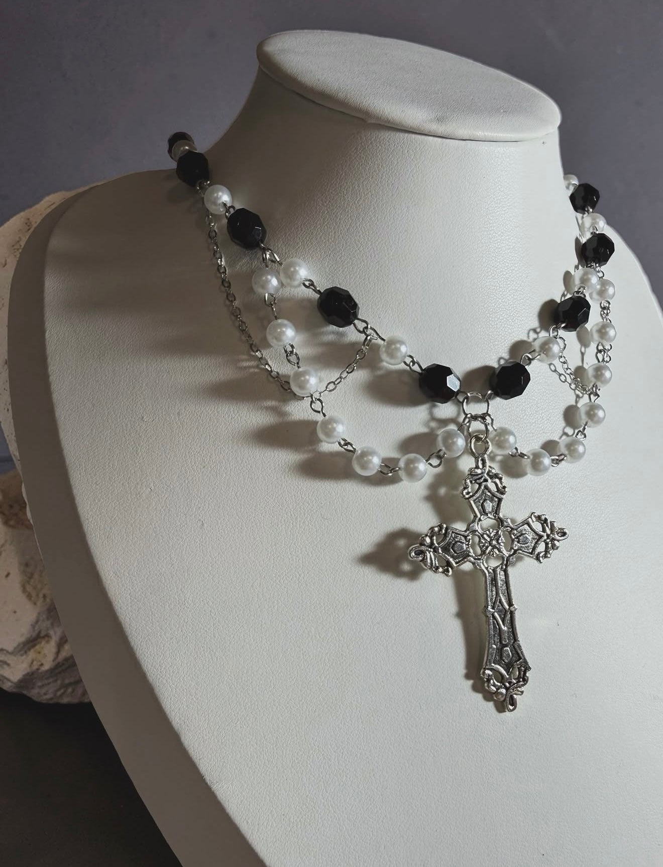 Evelienne Cross Necklace 🖤 Made to order