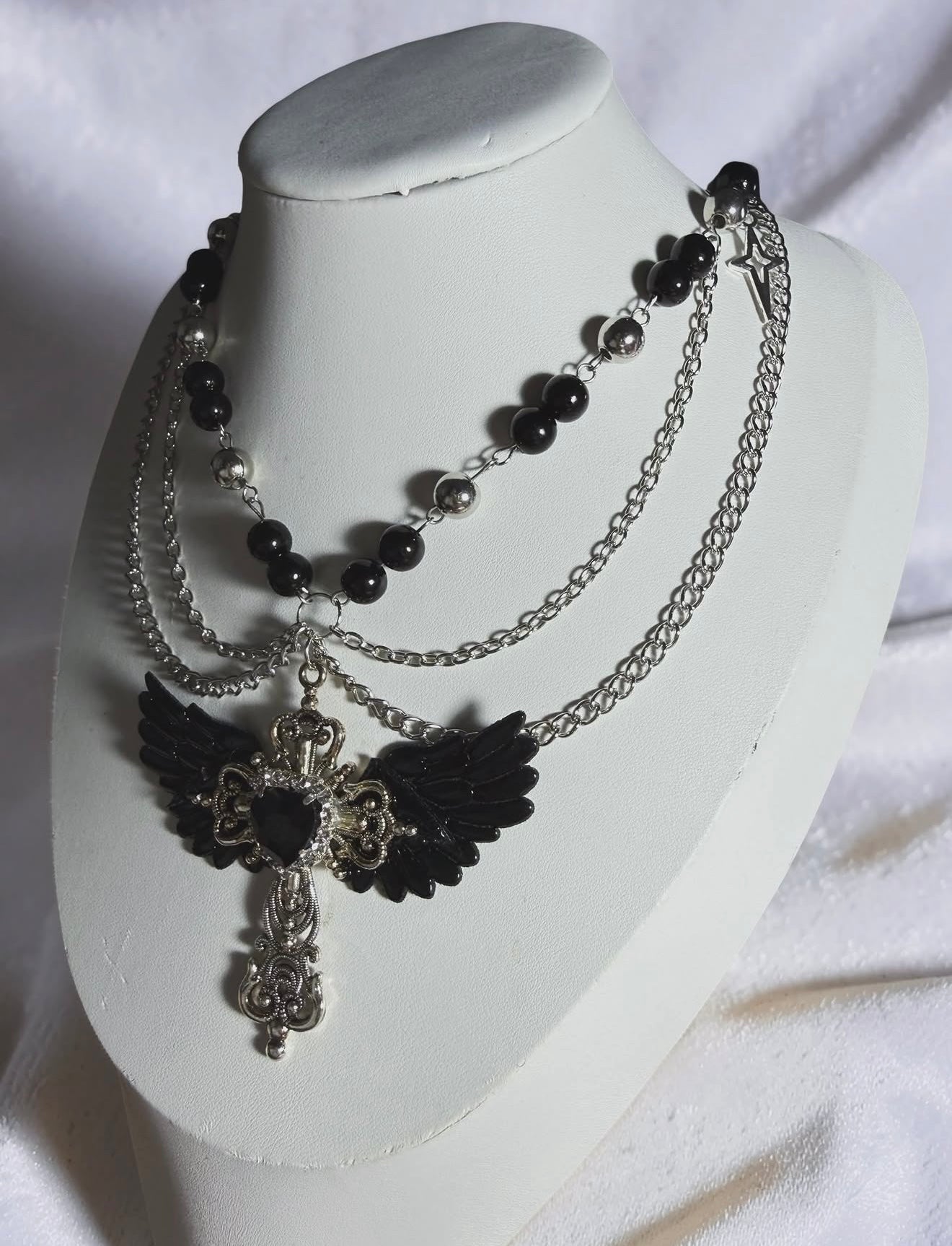 Nymeria Wing Necklace 🪽 Made to order necklace