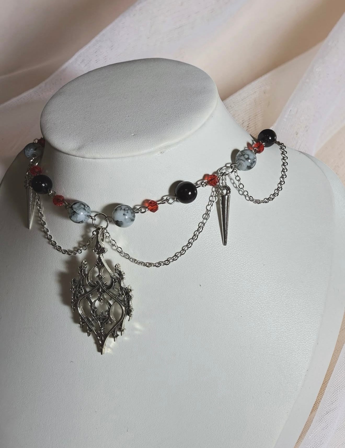 Morvienne Necklace 🩶 Made to order