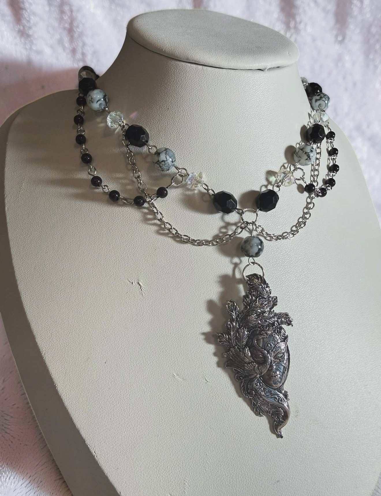 Velmira Mask Necklace 🎭 Made to order necklace
