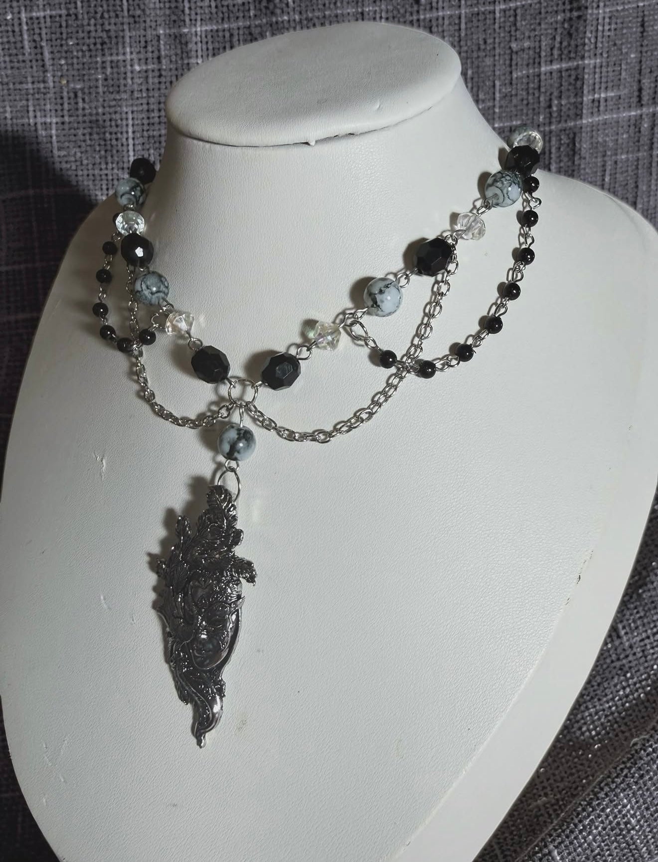 Velmira Mask Necklace 🎭 Made to order necklace