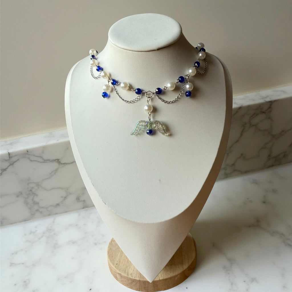 Nocturna Angelica Necklace