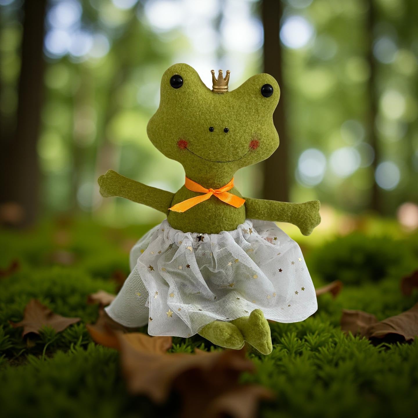 Frog Regina toy plush