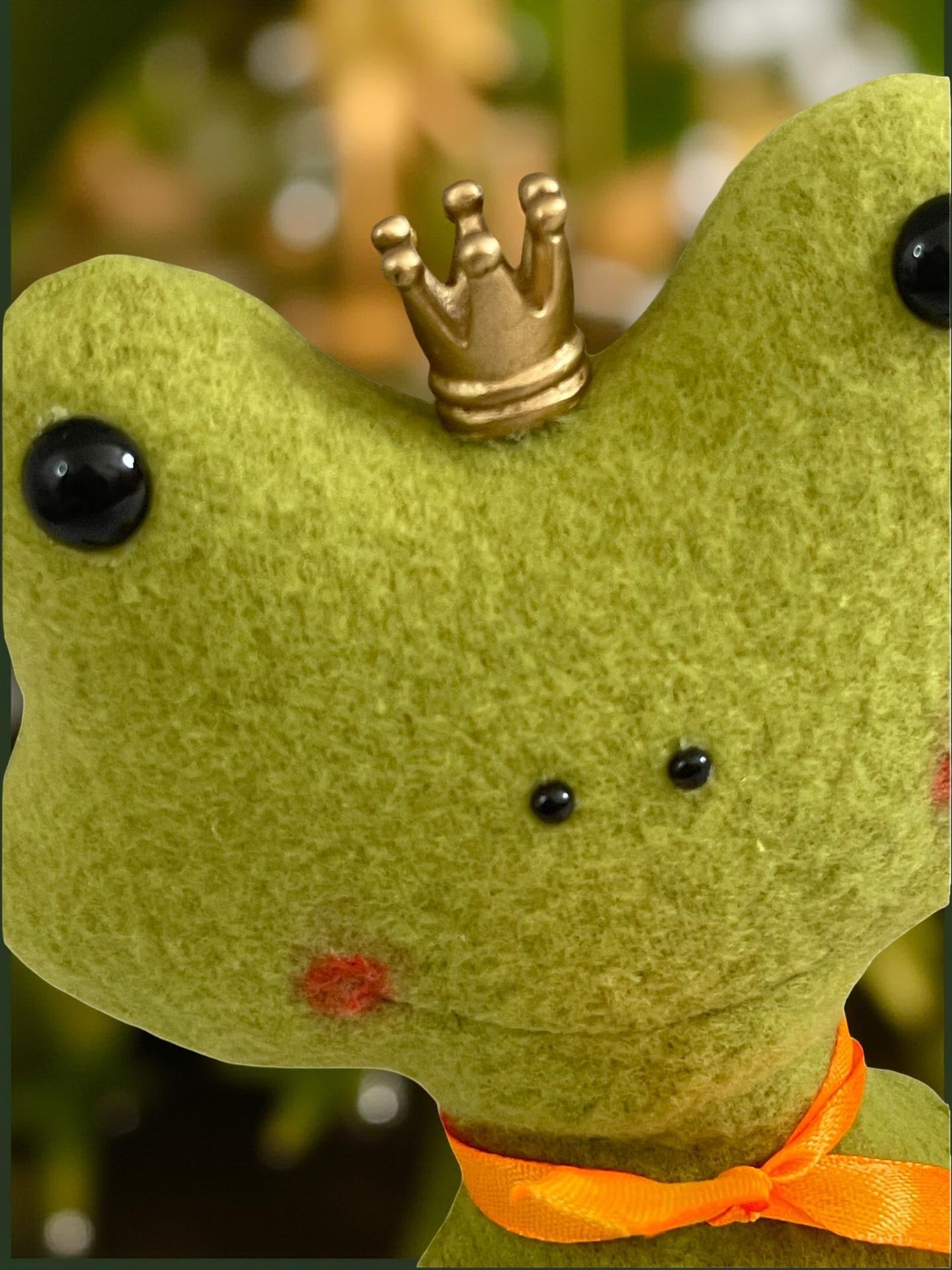 Frog Regina toy plush