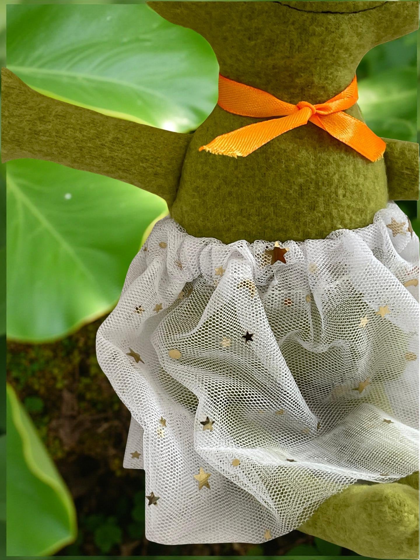 Frog Regina toy plush