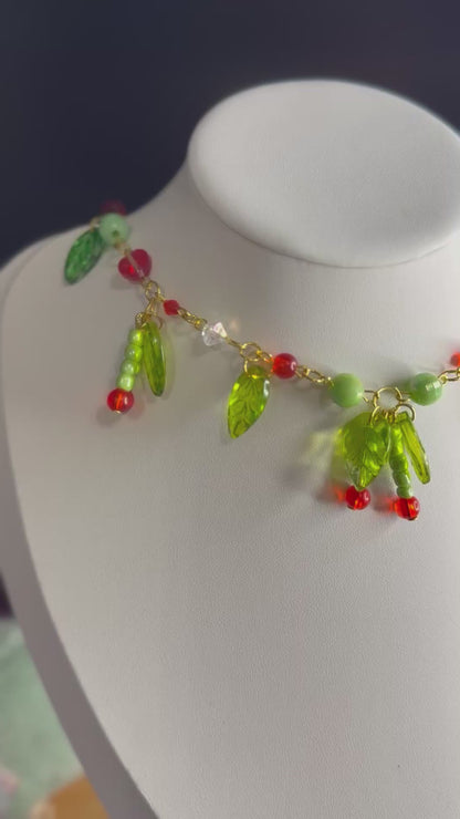 Elara Wildbloom Necklace